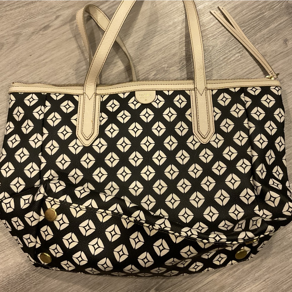 Fossil Purse-Black and Cream
